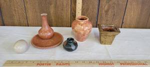 lot 1334 image: Pottery vases