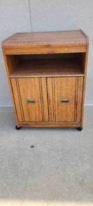 lot 1347 image: Rolling microwave cart 25L X 19 12W X 34H