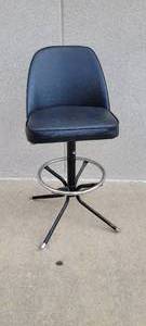 lot 1353 image: Bucket bar stool