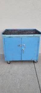 lot 1380 image: Industrial storage cabinet