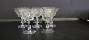 lot 1395 image: 8 Vintage Fostoria Heather champagne glasses