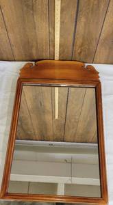 lot 1418 image: Large wall mirror-Heavy