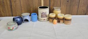 lot 1422 image: Candles and candle warmers