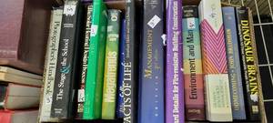 lot 1452 image: Business and learning books- see titles and authors in pics
