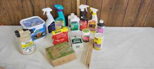 lot 1510 image: Gardening chemicals