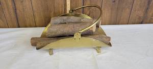 lot 1584 image: Firewood basket holder