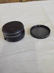 lot 1280 image: Tiffen Polarizer 58mm lens and a Vivitar MC Tele converter