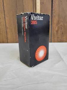 lot 1281 image: Vivitar 285 Zoom Thyristor