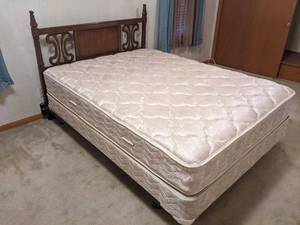 lot 1587 image: Queen mattress wbox spring and bed frame