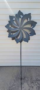 lot 126 image: Wind Spinner 65