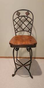 lot 131 image: Legacy Classic Bar Stool - 30