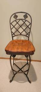 lot 132 image: Legacy Classic Bar Stool - 30