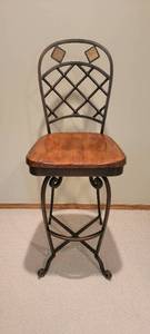 lot 133 image: Legacy Classic Bar Stool - 30