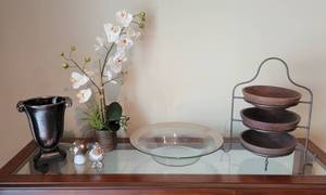 lot 140 image: Home Decor - Faux Orchid, Vase, Large Decorative Bowl, Matching Gnome with Tree and Tiered Stand