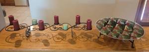 lot 163 image: Centerpiece Metal Candle Holder and 18 Glass Decorative Bowl in Metal Stand