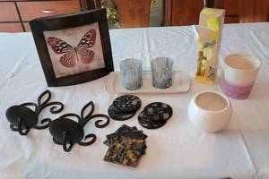 lot 177 image: Home Decor