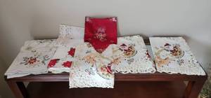 lot 187 image: Linens