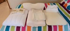 lot 195 image: Pillows and Pillowcases