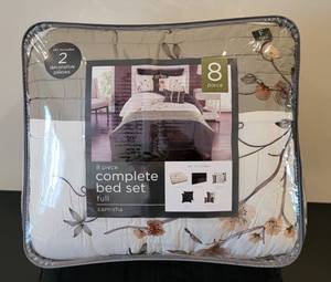 lot 205 image: Camisha Full Complete Bed Set