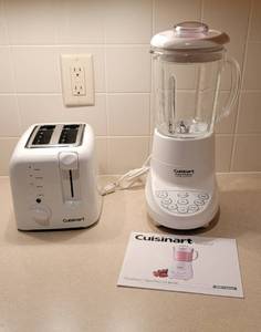 lot 229 image: Cuisinart Smart Power - 7 Speed Electronic Blender SPB-7 Series and Cuisinart Toaster CPT-120