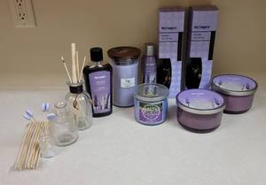 lot 255 image: Lavender Candles and Reed Diffusers