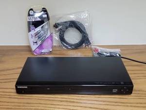 lot 268 image: Samsung DVD Player - Model DVD-1080P9 - Accessories - No Remote