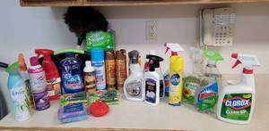 lot 273 image: Cleaning Products and Caddy