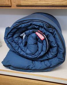 lot 284 image: Coleman Sleeping Bag
