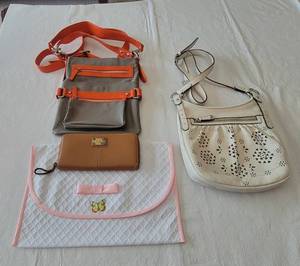 lot 299 image: Cole Haan Wallet, Brighton Purse and Shiraleah Purse - Excellent Condition