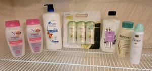 lot 305 image: Personal Hygiene Products - NEW