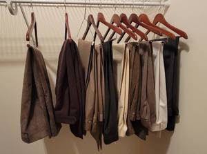 lot 341 image: Mens Slacks - Size 40