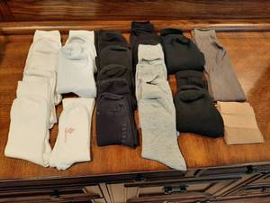 lot 347 image: Womens Socks