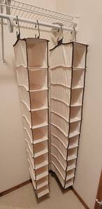 lot 925 image: Closet Hanging Shoe Racks