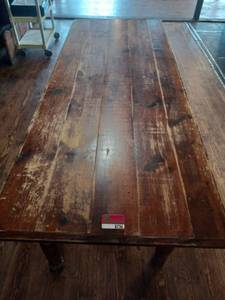 lot 8736 image: Harvesters table