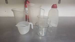 lot 8742 image: Assorted Measuring Cups - Most are Cambro