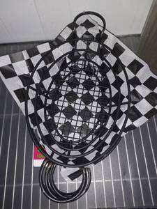 lot 8752 image: Black Fried food Baskets