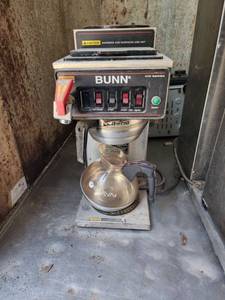 lot 8808 image: Bunn Coffee Pot CW Series