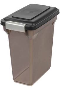 lot 32210 image: IRIS USA Premium Airtight Pet Food Storage Container for Dog Food Storage, Cat Food Storage, Bird Seed Storage 55 QT