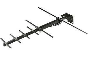 lot 38288 image: Channel Master STEALTHtenna Digital HDTV Directional Outdoor TV Antenna - VHF, UHF Aerial with Adjustable Angle Bracket for Mast Pole or Vertical Surface Mounting Outside or in Attic - CM-3010HD