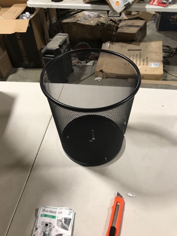 lot 8542 image: Mesh Waste Basket
