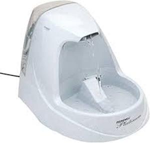 lot 38080 image: Drinkwell platinum pet fountain