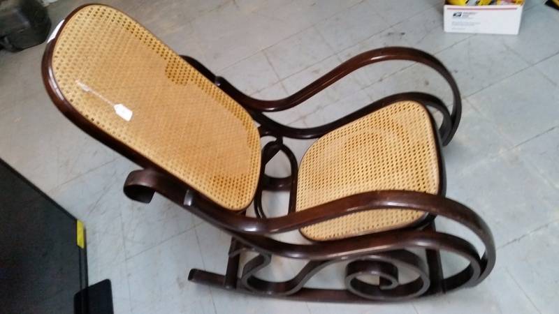 lot 5046 image: Rocking chair