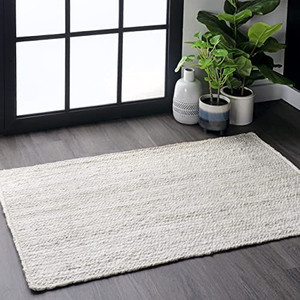 lot 6895 image: nuLOOM Rigo Hand Woven Farmhouse Jute Accent Rug, 2 3 x 4, Off-white