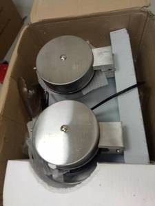 lot 8304 image: Waffle Maker, Missing Parts, Has Shipping Damage