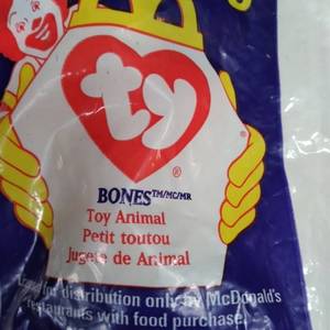 lot 9679 image: TY MINI BEANIES COLLECTABLE IN PACK  BONES