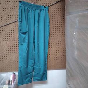 lot 9768 image: SCRUB PANTS SIZE L