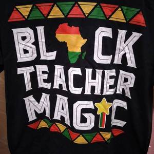 lot 9787 image: BLACK TEACHER MAGIC T SHIRT SIZE L