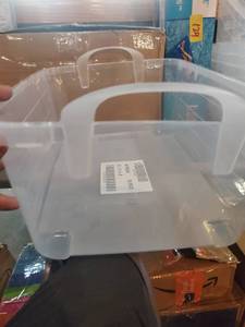 lot 134 image: Small Totes