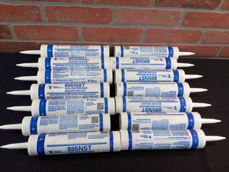 lot 11 image: High Performance Silicone Sealant