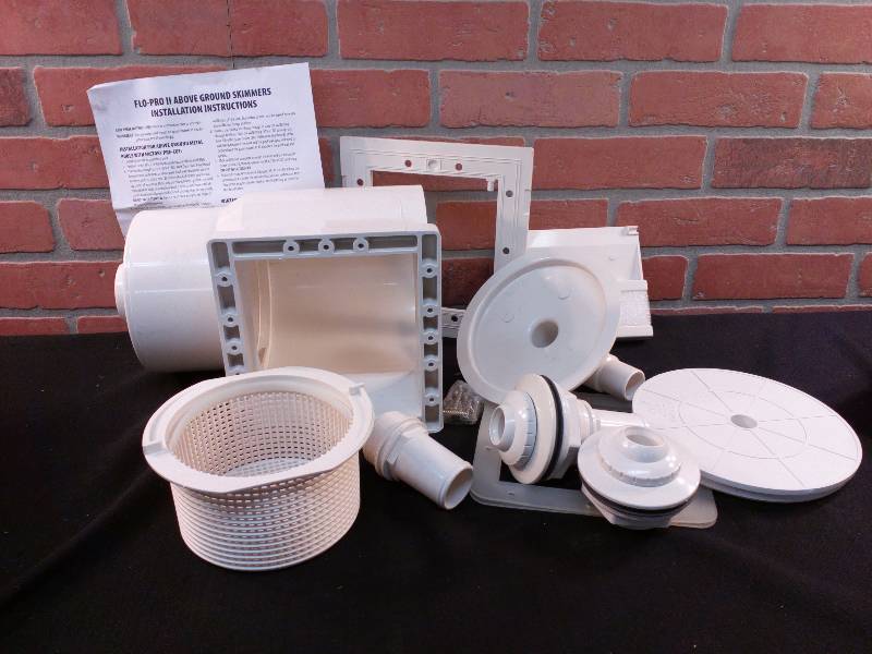 lot 52 image: Flo Pro II Skimmer Short- Above Ground